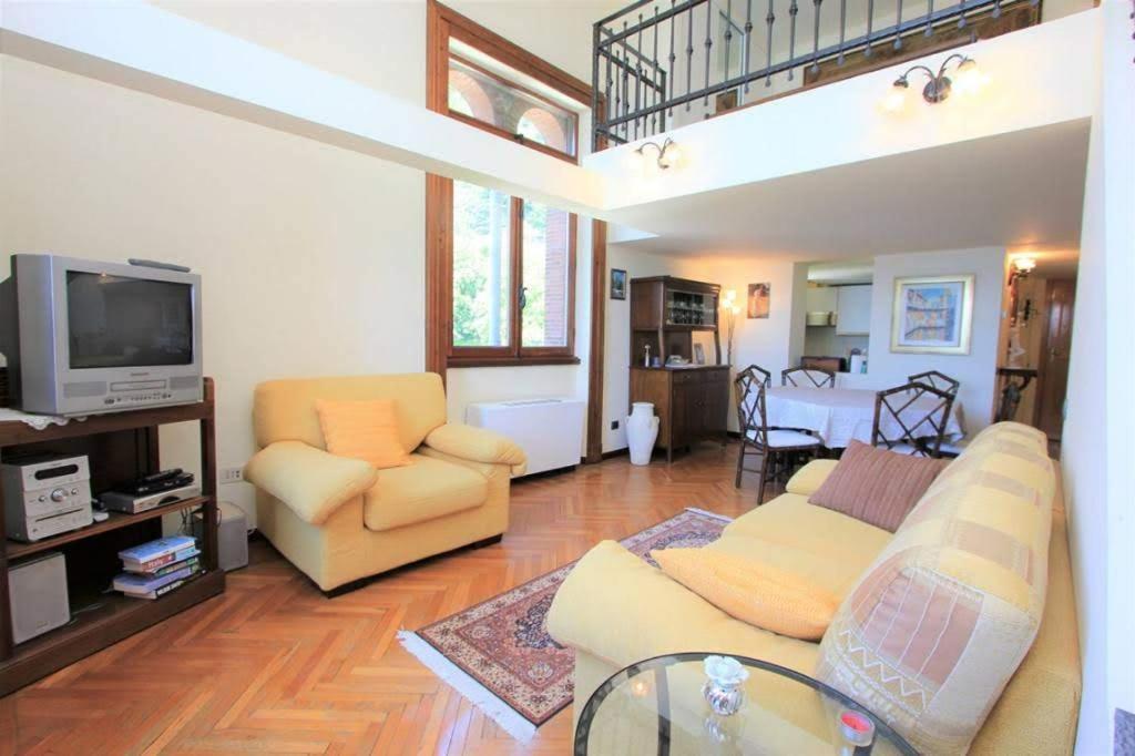 Charming Apartment Lake Front Acquaseria Zewnętrze zdjęcie